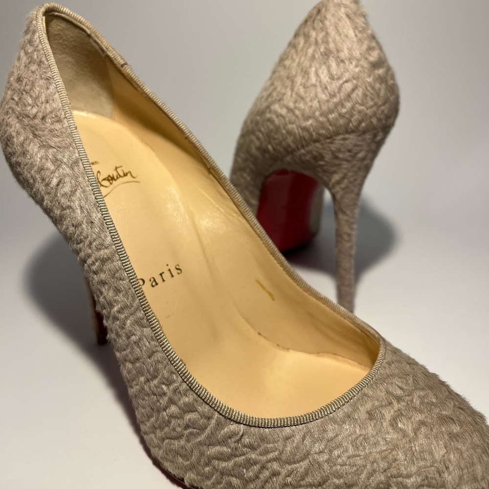 Christian Louboutin Size 36 Fifi Astrakan Hair Round Toe Pumps Authentic COA - Picture 8 of 13